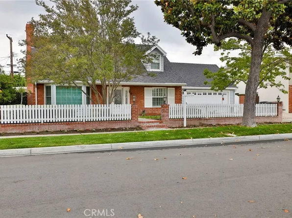 2623 E Ames Cir, Anaheim, CA 92806