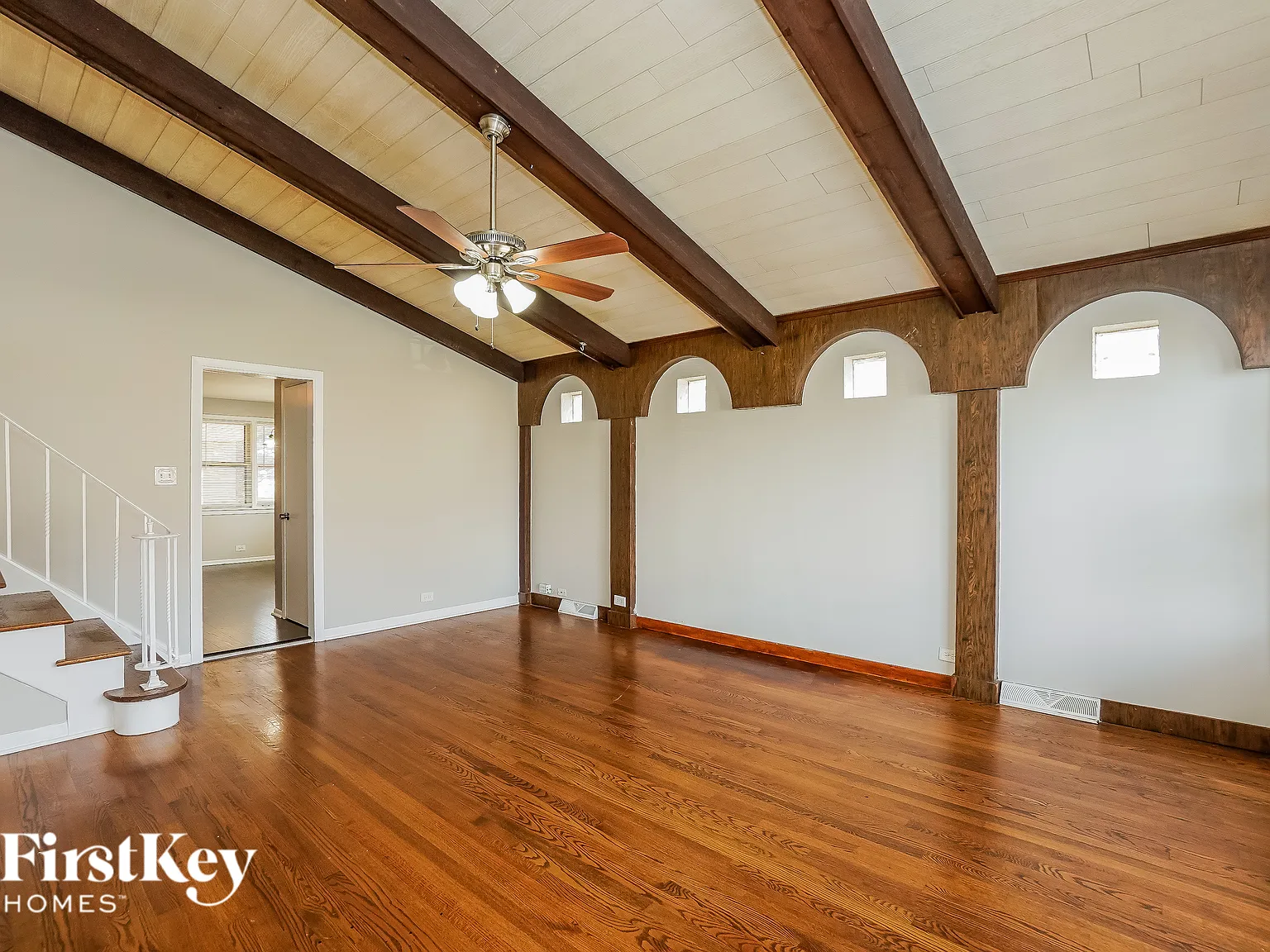 4 bed, 2.0 bath, 1433 sqft, $3,360 — Photo 3