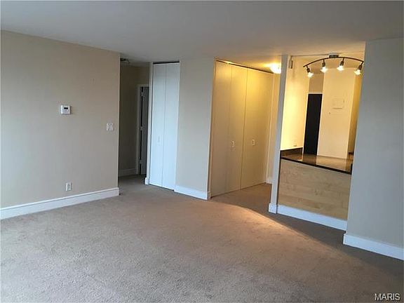 5th image of 210 N 17th St Unit 904