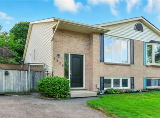 4928 Hickory Ln, Lincoln, ON L3J 0C3