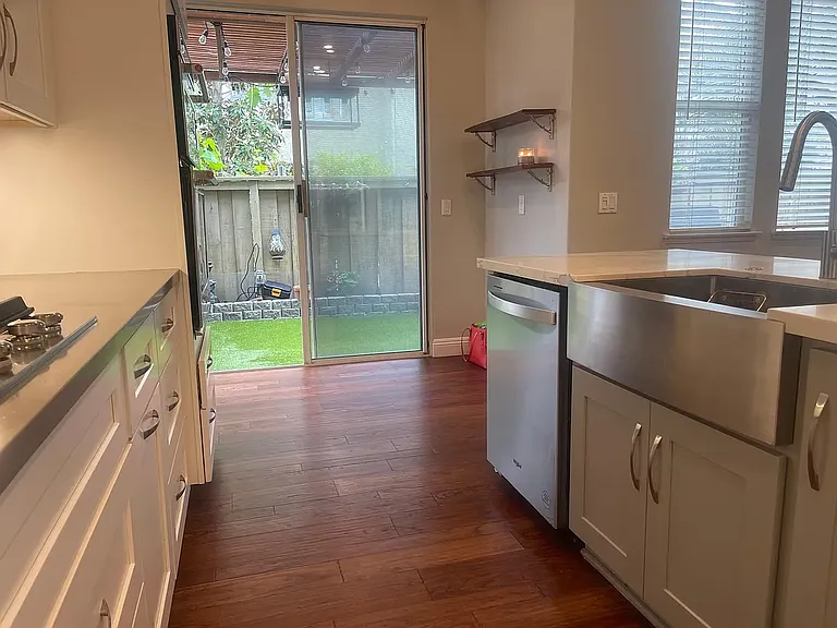 11779 Miro Cir — Photo 24