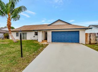 8056 Marshwood Ln, Lake Worth, FL 33467