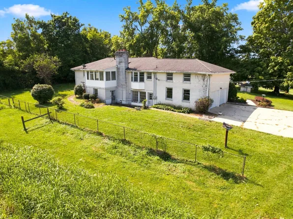 13936 Betts Rd, Goodlettsville, TN 37072