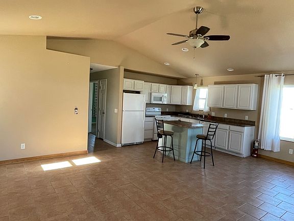 2nd image of 808 W Farm Ave #1