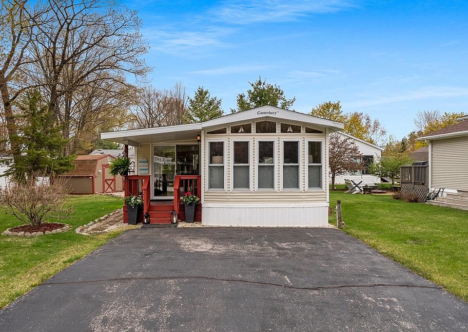 1st image of 6607 Pearl Ln #6607