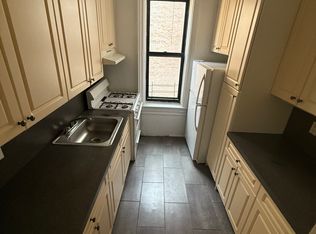 1208 43rd St UNIT 2B, Brooklyn, NY 11219