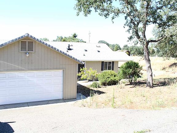 2nd image of 2321 Hartvickson Ln