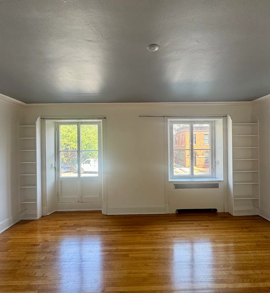 1 bed, 700 sqft, $1,200 — Photo 3