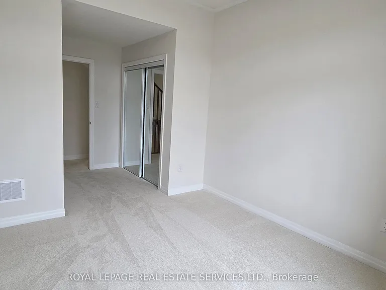 150 William Booth Ave — Photo 12