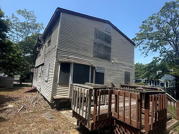 3rd image of 235 Mount Vernon Avenue