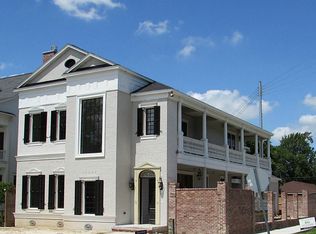 837 Waverly St, Houston, TX 77007