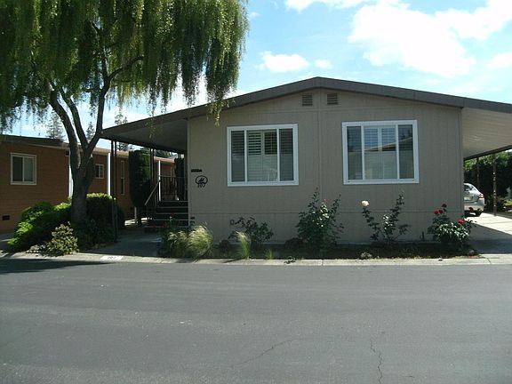 2nd image of 107 Quail Hollow Dr