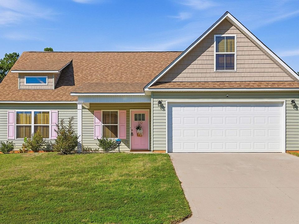 1st image of 132 Megan Ct