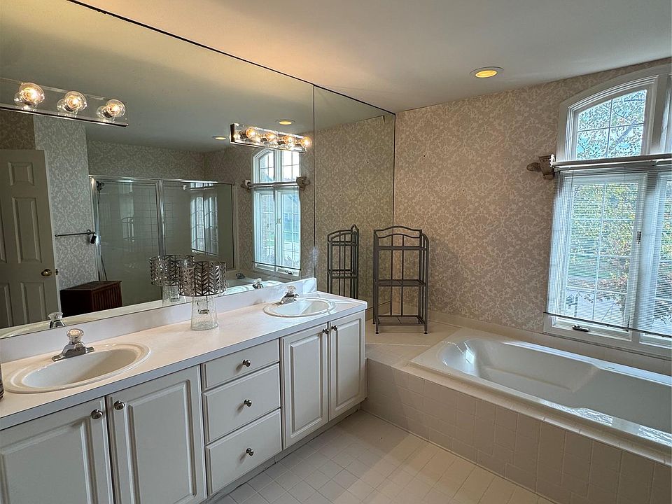 45432 Addington Ln, photo 29