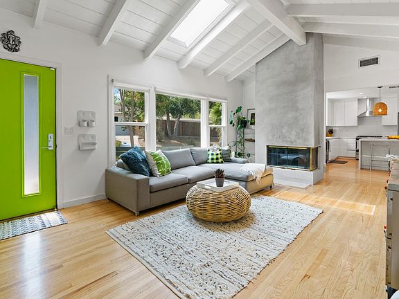 2nd image of 4703 Santa Lucia Dr