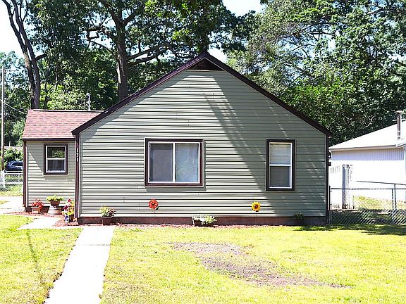 2nd image of 131 Vista Ter