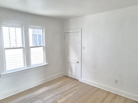 5th image of 730 Indiana Ave #2