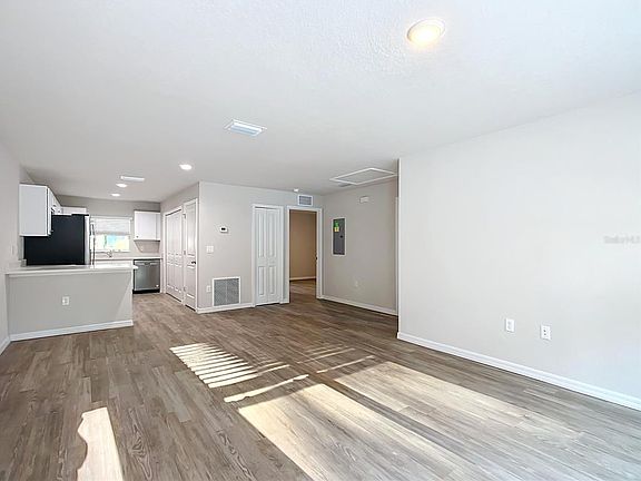 2nd image of 9368 N Peachtree Way