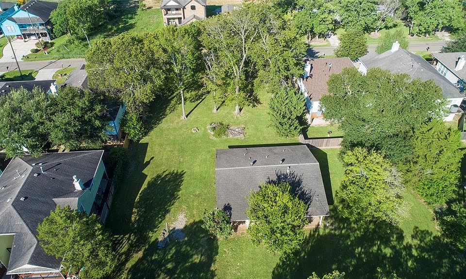 334 Lakeside Dr, Kemah, TX 77565 MLS 16547251 Zillow