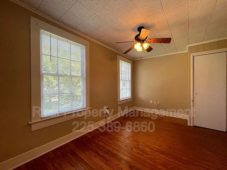 755 Arlington Ave — Photo 18