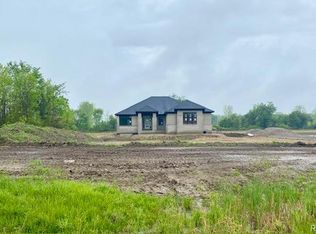4930 Daisy Ln, Almont, MI 48003