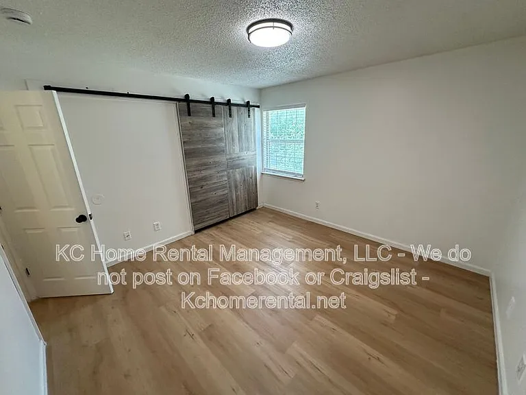 300 Osage St #A — Photo 17