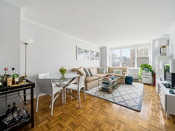 2nd image of 201 E 17th St APT 8F