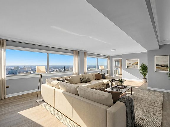 2nd image of 1520 Senate St APT 204