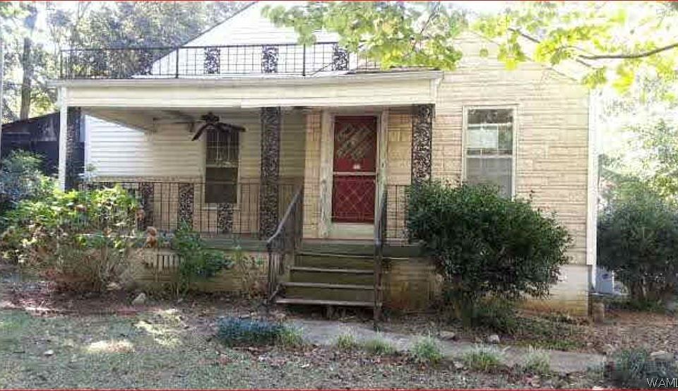 1st image of 4521 21st St NE