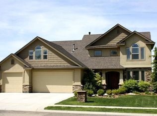 1072 E Riversong Dr, Eagle, ID 83616