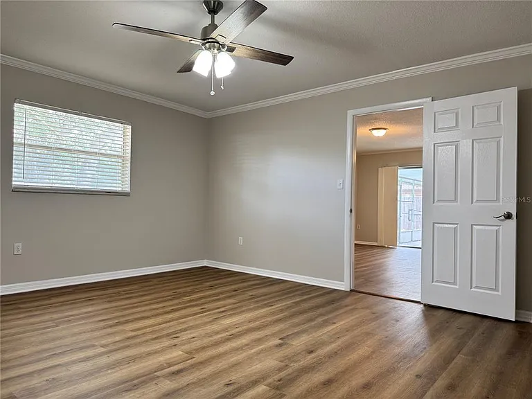 1602 Leslie Dr — Photo 11