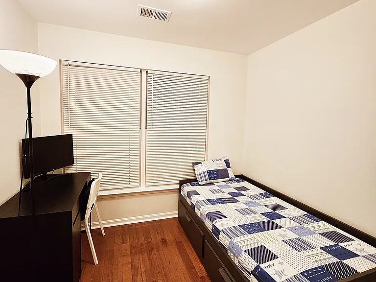 12024 Country Mill Dr — Photo 5