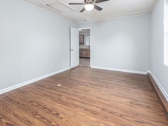 3rd image of 9514 Gisborne Dr