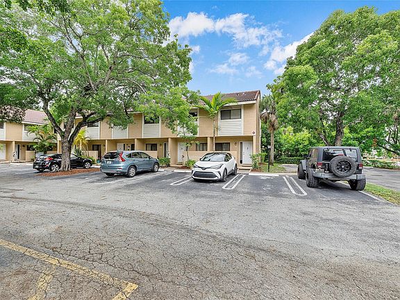 2nd image of 9280 NW 40th Street
