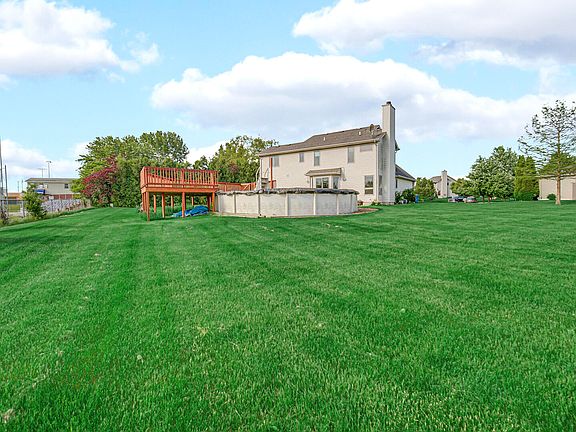 2nd image of 11616 Barberry Ct