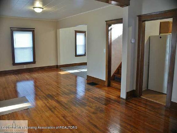 4th image of 725 N Pine St