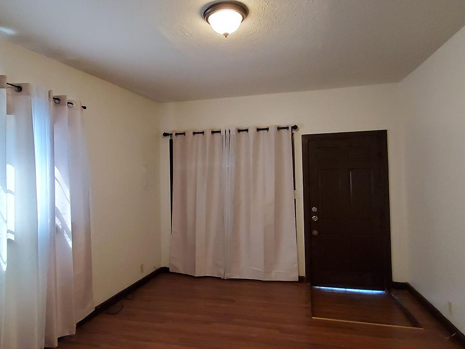 1st image of 2526 Seminary Ave