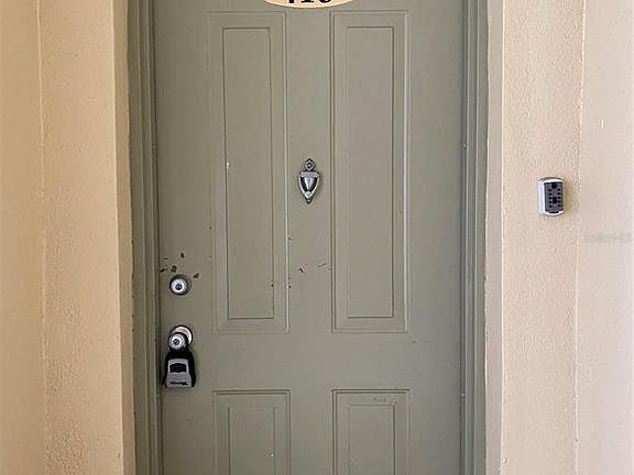 2nd image of 413 Terrace Ridge Cir #413