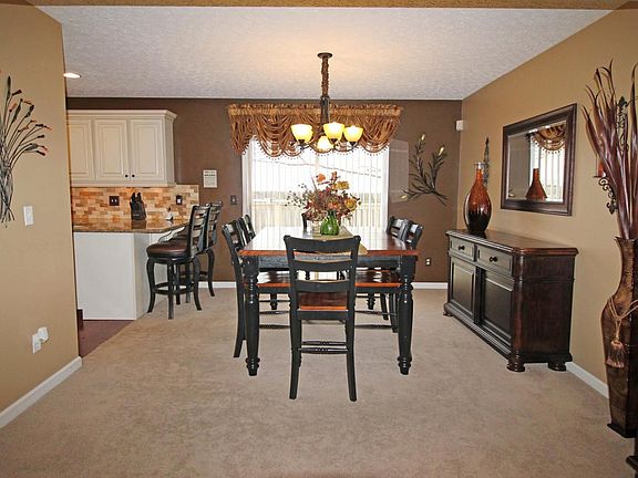 3rd image of 8152 Arbor Rose Way