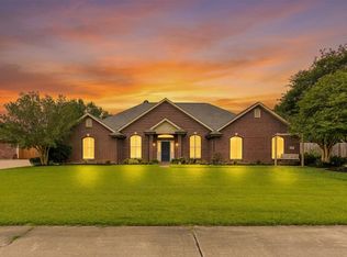 4948 S Westridge Park Dr, Lake Charles, LA 70605