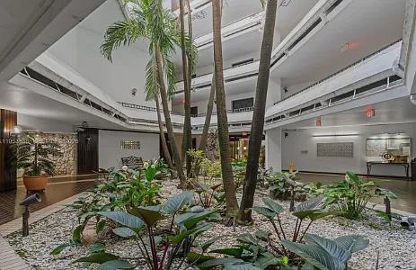 2 bed, 1248 sqft, $2,275 — Photo 4