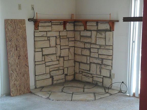 5th image of 10131 Rea Ave
