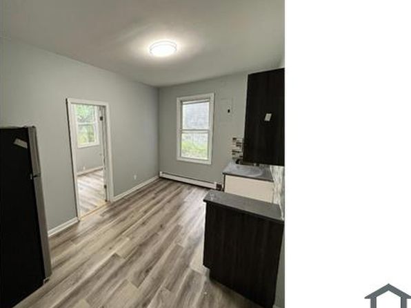 32 Van Cortlandt Park Ave APT 7