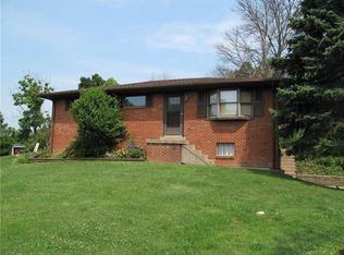 560 Lagonda Rd, Washington, PA 15301
