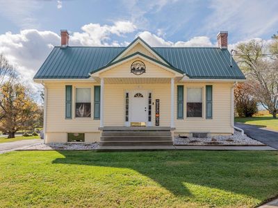 217 E Buck Ave, Rural Retreat, VA, 24368