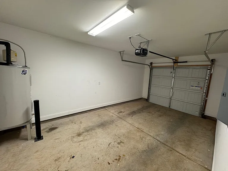 392 Armstrong St #A — Photo 17