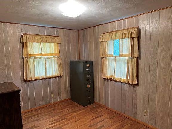 2nd image of 2125 Joan Dr