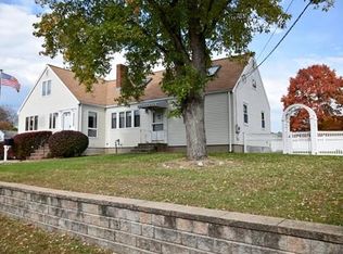 20 Birch Rd, Norwood, MA 02062