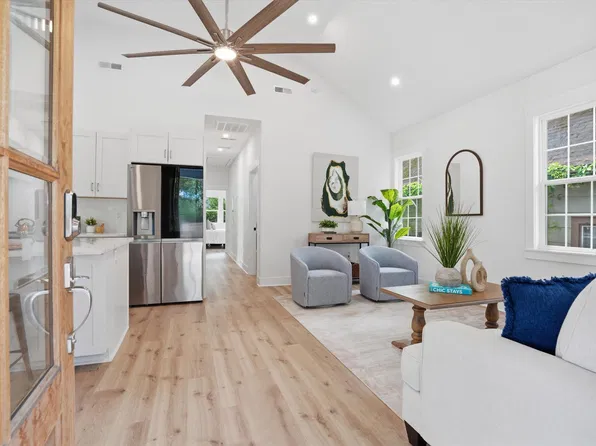 700 Meeting St, Charleston, SC 29403