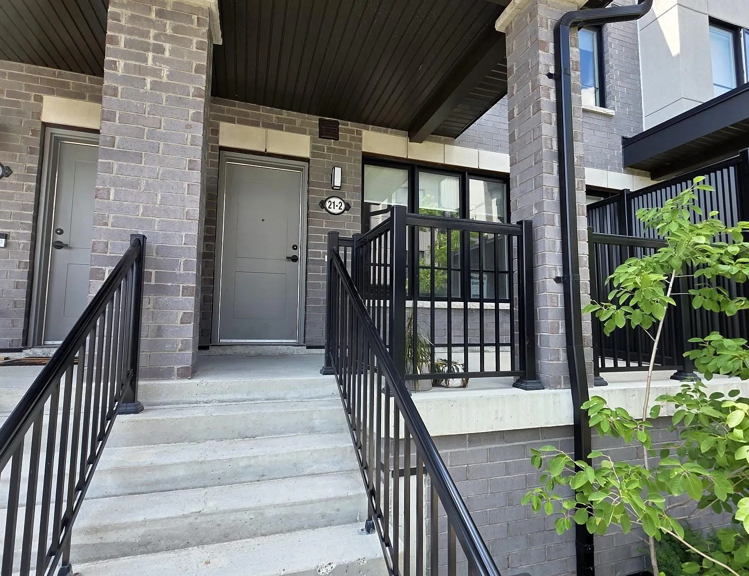 3 bed, $2,750 — Photo 2